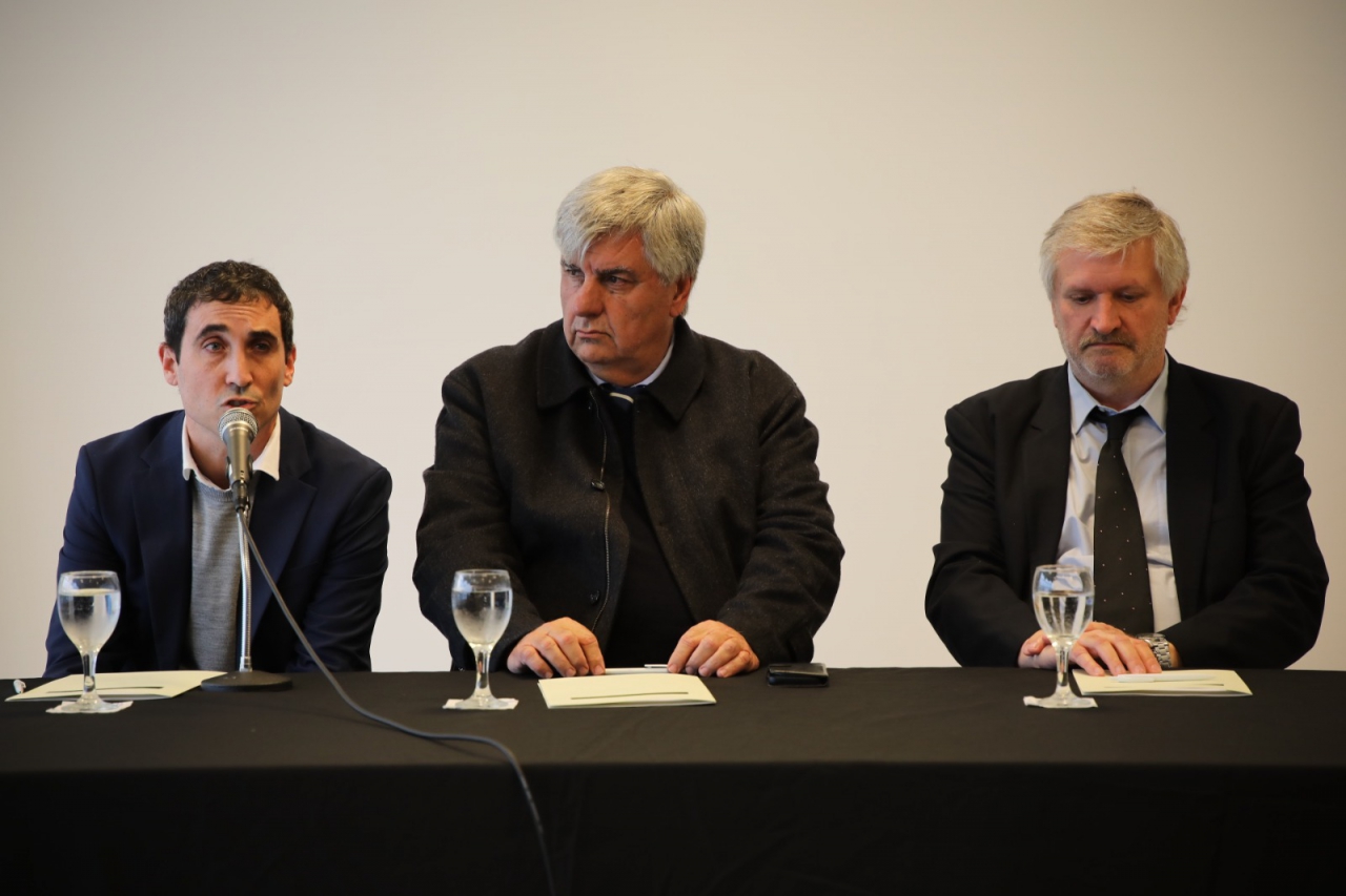 El Subsecretario de Recursos Acuáticos y Pesca presentó a las nuevas autoridades del INIDEP