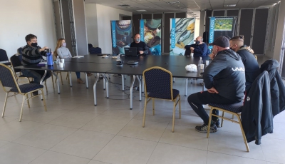 El INIDEP se reunió con la Asociación de Embarcaciones de Pesca Costera para abordar la conservación y manejo de rayas y tiburones
